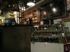 -初见咖啡(青大路店)
