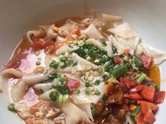 -陈仓老街美食天地