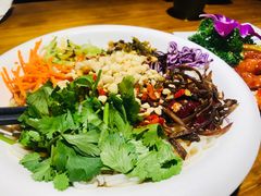 -觅山云南菜(泊富ICITY店)