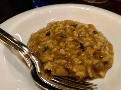 -卡佩罗意大利餐厅及酒吧Al Cappello Trattoria