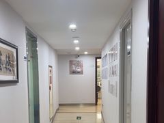 -瑞尔齿科(东方广场诊所)