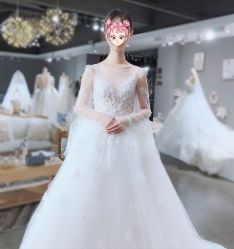 -艾米丽婚纱礼服