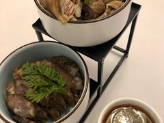 腊味双拼-新华中州国际饭店·南湾一景餐厅