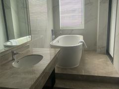 -杭州滨江宝龙城华美达酒店