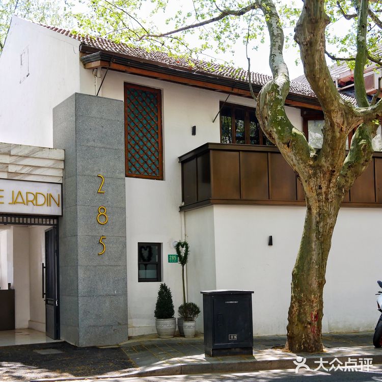 在这里享受南法风情的brunch和午茶