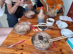 -正宗杨记普洱酸醋米线(总店)