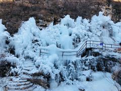 -大平台龙居瀑布旅游区