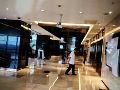 -上海龙之梦万丽酒店