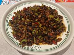 -云海肴·汽锅鸡·云南菜(天山百盛优客店)