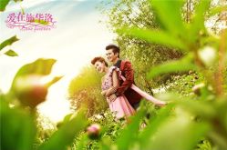 -施华洛婚纱摄影会所(范阳中路店)