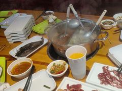 -养牛邓·潮汕牛肉海鲜自助火锅(广州店)