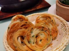 老济南油旋-鹊华居·地道鲁菜·海鲜·融合味(大明湖店)