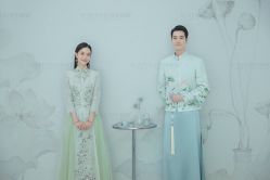 -雪中彩影婚纱摄影·微光艺术中心