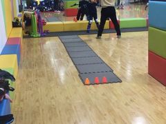 -米高蓝斯克国际轮滑中心(中铁建店)