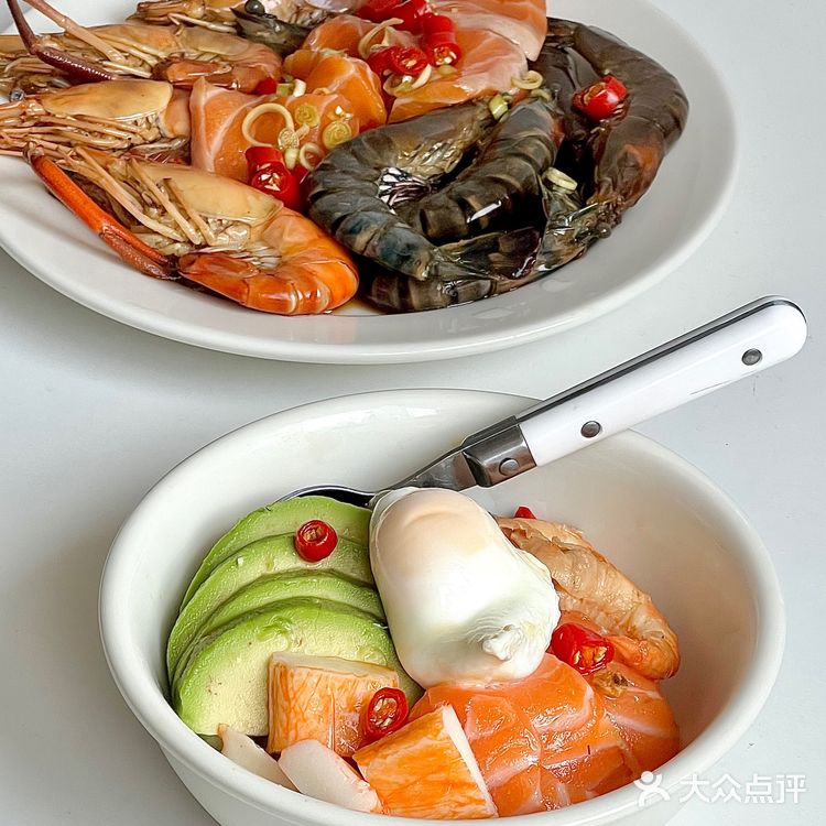 Share 快乐减脂｜三文鱼甜虾波奇饭🥙