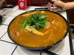 -肥汁米蘭香港米线(长宁来福士店)