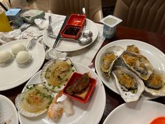 -荣誉国际酒店-云顶旋转餐厅