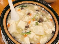蟹粉烩豆腐-牧羊餐厅