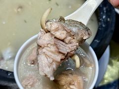 -土砂锅生态山庄·非遗砂锅雅鱼