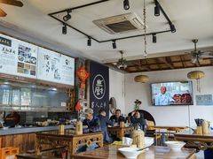 大堂-杨阿六蒸缸羊肉面