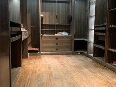 -百安居装修建材卖场(泰然店)