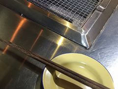 -马路牙子地桌烤肉(工体店)