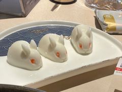椰汁玉兔糕-侨美食家·粤菜(体育西路店)