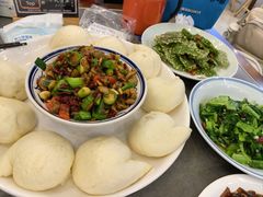 土猪肉夹馒头-浔味·山屿湖·正宗淳牌全鱼宴老字号