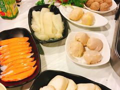 -鲜入围煮花胶鸡海鲜火锅