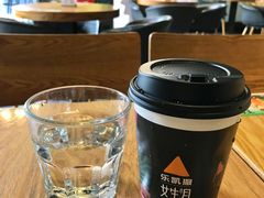 -乐凯撒披萨(东方新世界店)