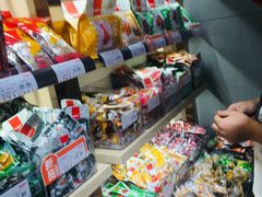 零售区-良品铺子(白云新世界店)