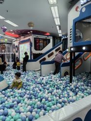 -孩子王童乐园(西安盛龙店)