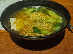 -京狮炙燥·精酿烧烤(首经贸店)