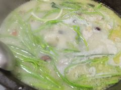 -泸沽肴(泸沽湖大洛水村农村信用社旁店)