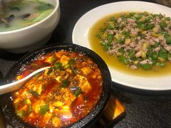 -万重锦·人文川菜馆(骡马市店)