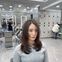 点击看大图 -老佛爷Hair染发烫发Salon