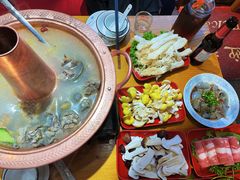-民食香·腊排骨野生菌美食(木府店)
