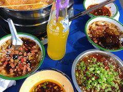-马路边边·成都串串(翠柏路店)