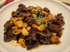 -侬佳蒸菜馆(听潮店)