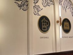-瑞幸咖啡(江汉路中山大道店)