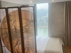 -闲隅江景艺术酒店(解放碑洪崖洞总店)
