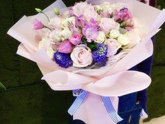 -谷莠子花艺气球派对·绿植造景·花艺沙龙(东海缤纷天地店)