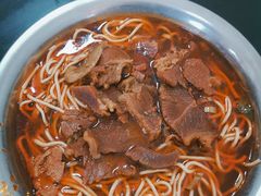 -薛记襄阳香辣牛肉面(平安路店)