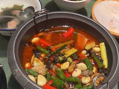 -老湖南民间菜·牛肉十八炒(花都店)