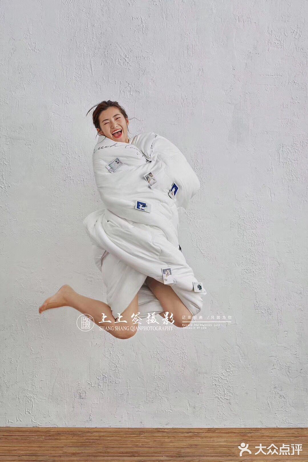 谁说拍婚纱照一定要穿婚纱，家居服一样美的哦