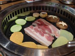 -香猪坊韩国烤肉专属门店(魏公村店)