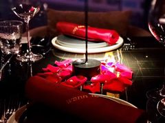 餐具摆设-wann lounge 低温慢煮牛排·清吧