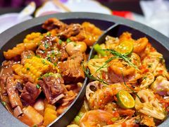 -多嘴超级肉蟹煲(中街恒隆故宫店)