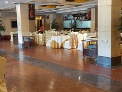 -顺峰海鲜酒楼(省府店)