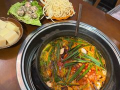 -黔有有贵州酸汤夺夺粉火锅(五味十字店)